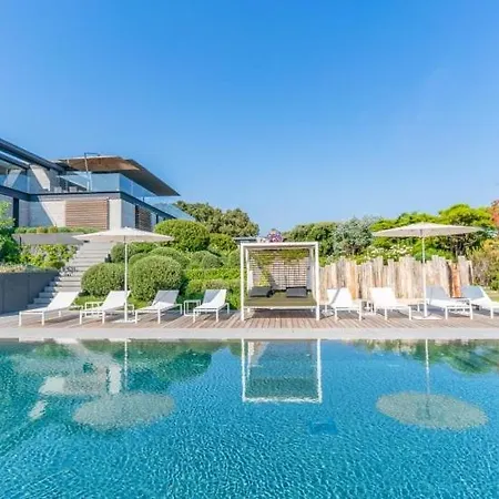 Loya Of Ramatuelle On The Cote D'azur * Сен-Тропе